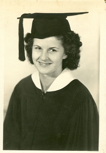 005_Anna_1944_Caney_HS_grad